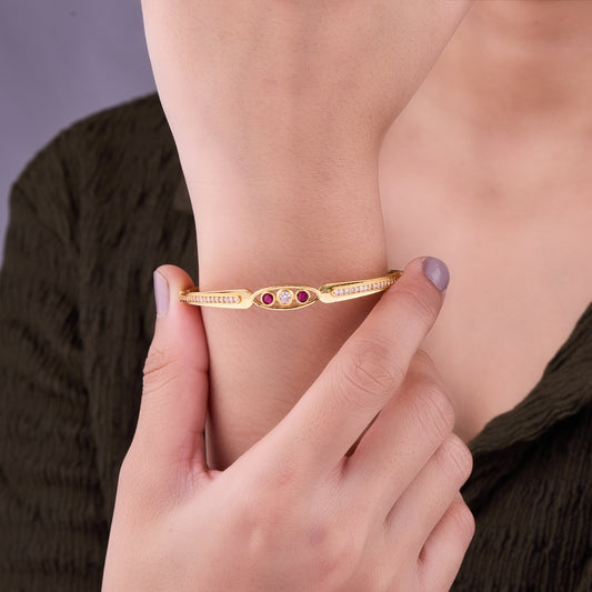 Ruby and Daimond Accents Traditional Design